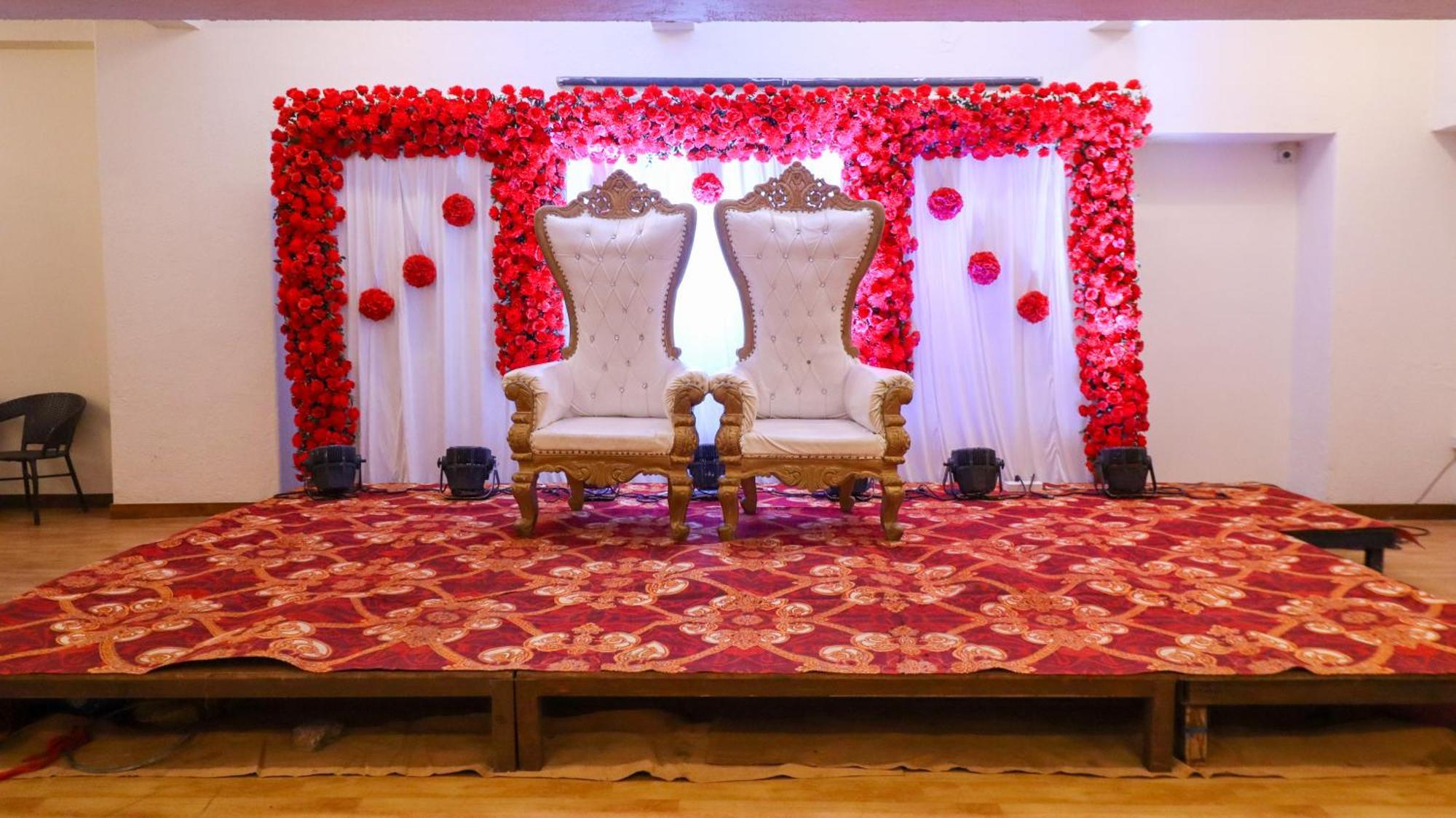 Tuliip Residency Hotel Mumbai Exterior photo