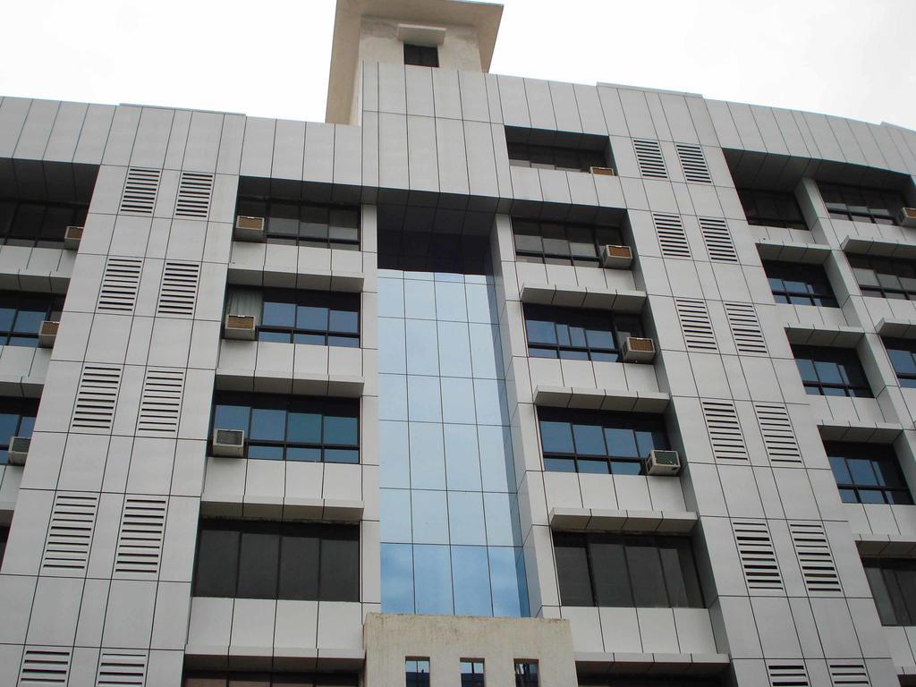 Tuliip Residency Hotel Mumbai Exterior photo